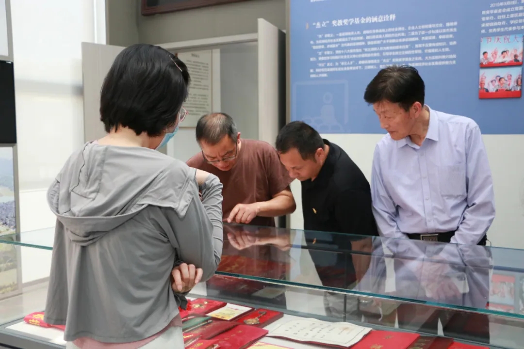 6.webp.jpg 6.webp.jpg